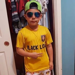 Meet your Posher, Carlos